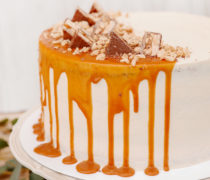 Snickers slaný karamel torta 6
