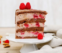 Čoko malina torta 10